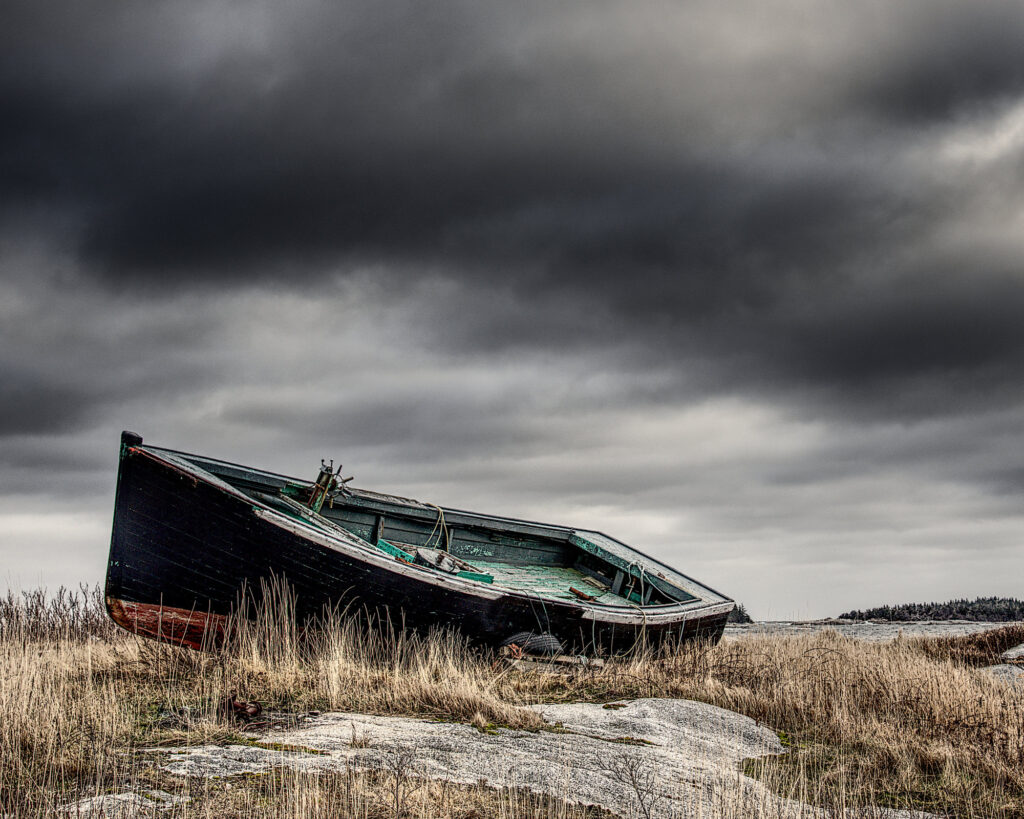 Simon Pont, Lonely Boat At Lower Prospect, Photo