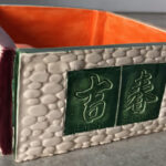 Trinacty, Bunk - Square Chinese box clay